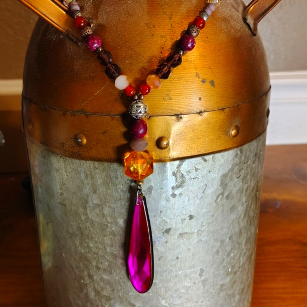 Long Beaded Faux Stones With Large Pink Gem Stone Shaped Rhinestone Navajo - Picture 3 of 9